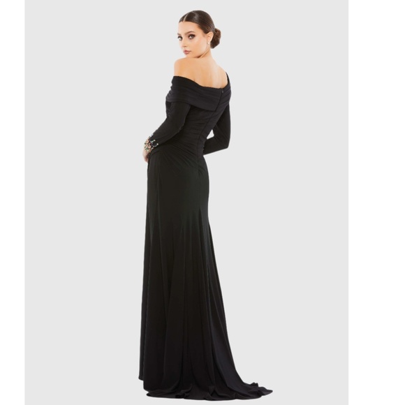 NEW Mac Duggal Black OFF THE SHOULDER Jersey JEWEL CUFFS Ruched HIGH SLIT GOWN 2 - Picture 14 of 14